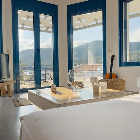 Zidanos Luxurious Sea Front Marantochori