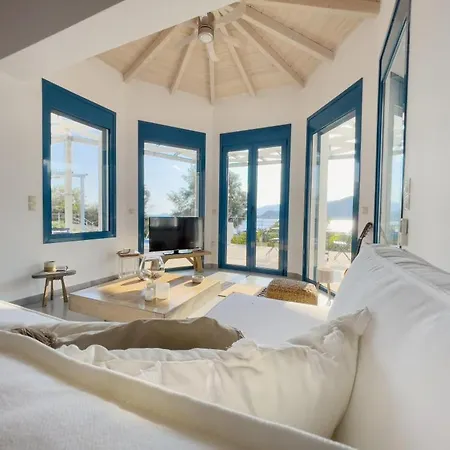 Zidanos Luxurious Sea Front