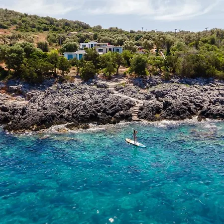 Zidanos Luxurious Sea Front Villa Marandokhórion