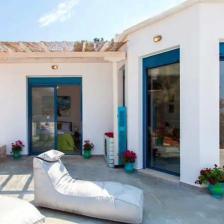 Zidanos Luxurious Sea Front