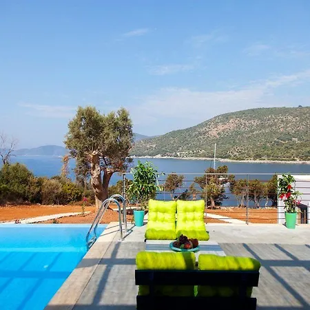 Zidanos Luxurious Sea Front * Marandokhórion