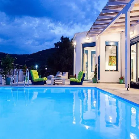 Villa Zidanos Luxurious Sea Front